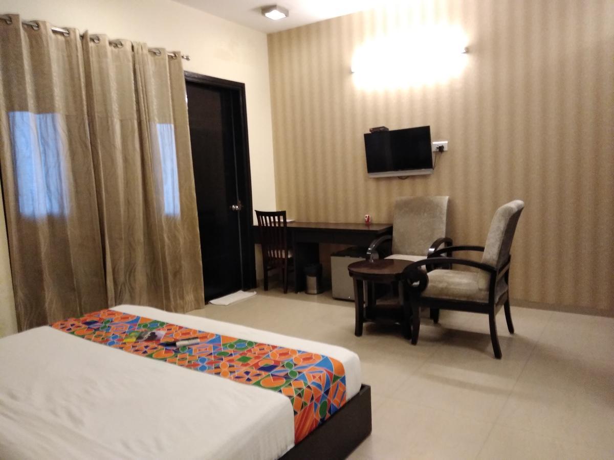 Fabhotel Signature Cyber Park Delhi (National Capital Territory of India) Quarto foto