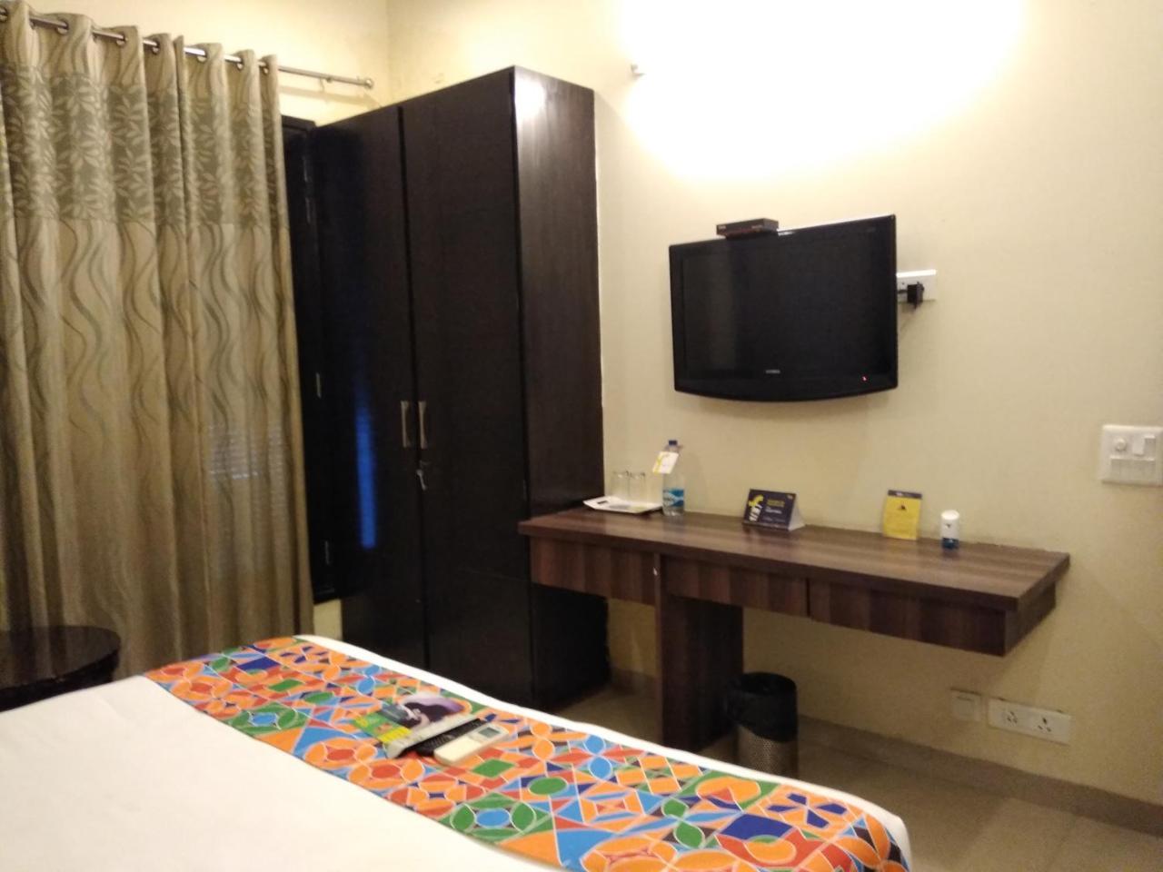 Fabhotel Signature Cyber Park Delhi (National Capital Territory of India) Quarto foto