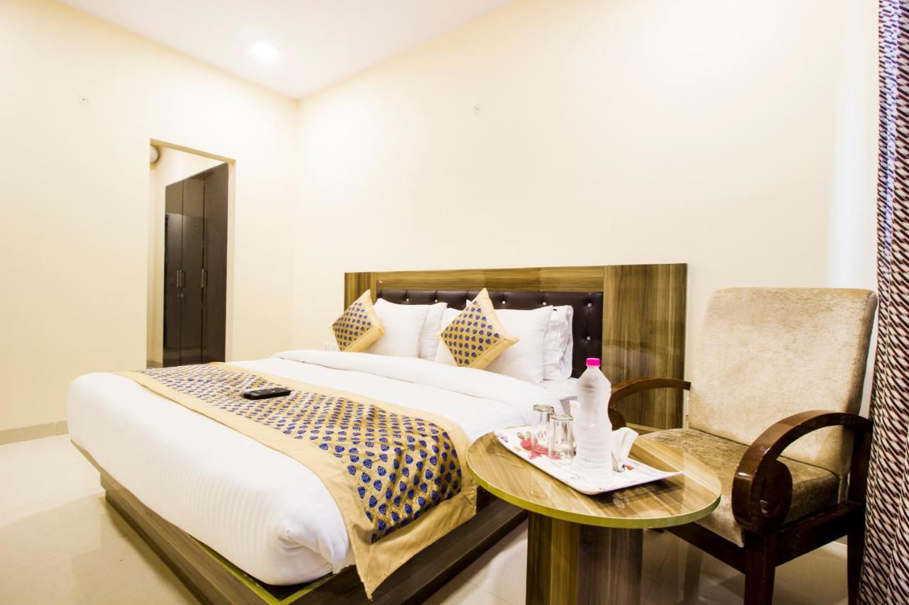 Fabhotel Signature Cyber Park Delhi (National Capital Territory of India) Exterior foto