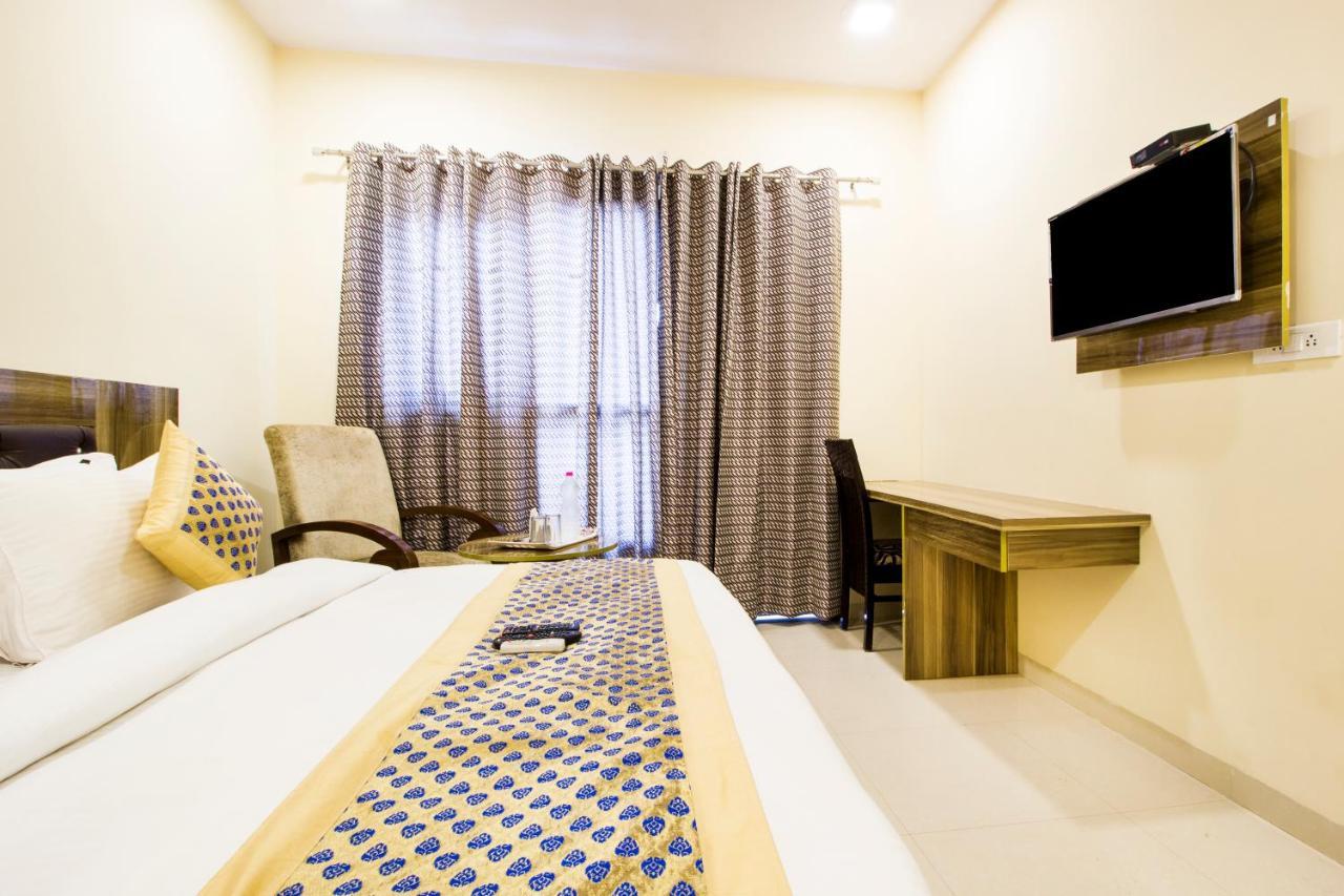 Fabhotel Signature Cyber Park Delhi (National Capital Territory of India) Exterior foto