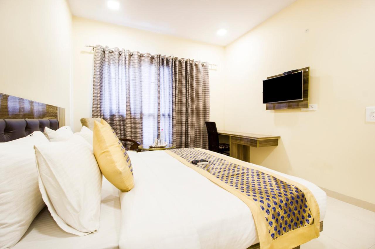 Fabhotel Signature Cyber Park Delhi (National Capital Territory of India) Exterior foto